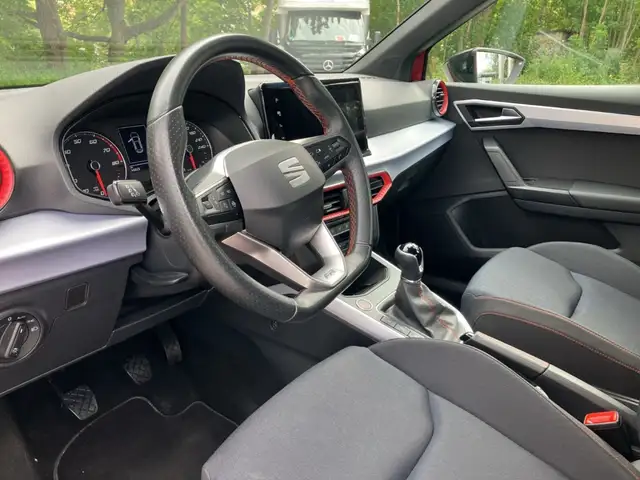 Seat Arona view 10