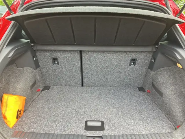Seat Arona view 12