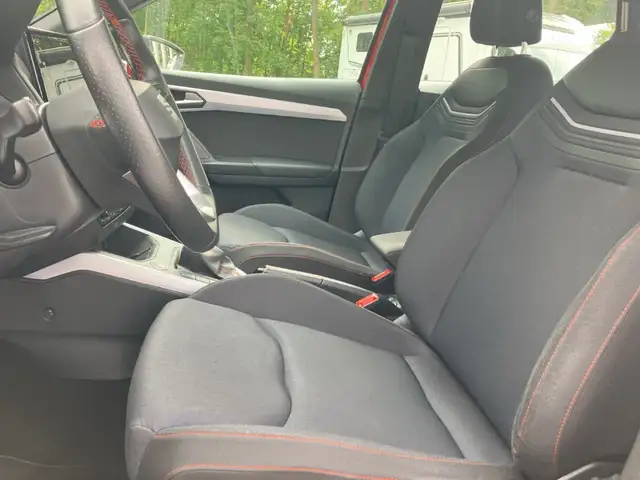 Seat Arona view 9
