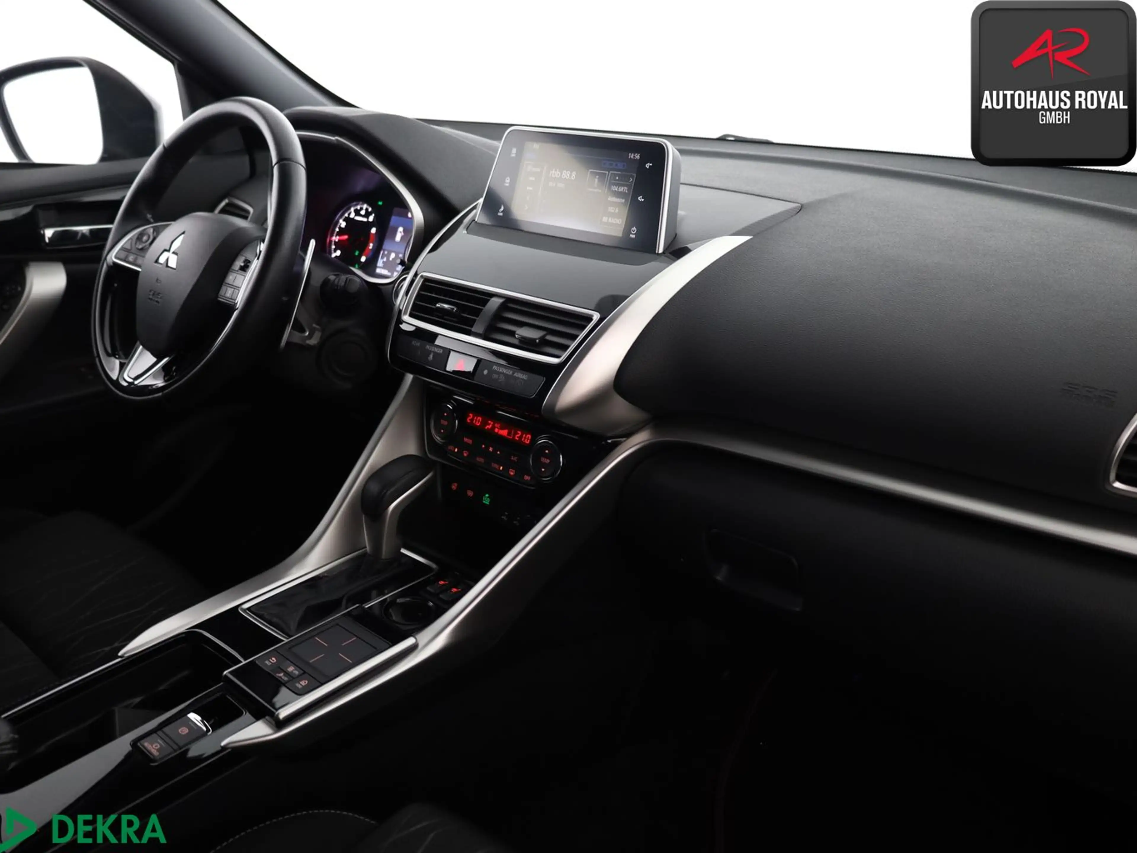 Mitsubishi Eclipse Cross 1.5 T-MIVEC INTENSE 360°,KEYLESS — photo 10