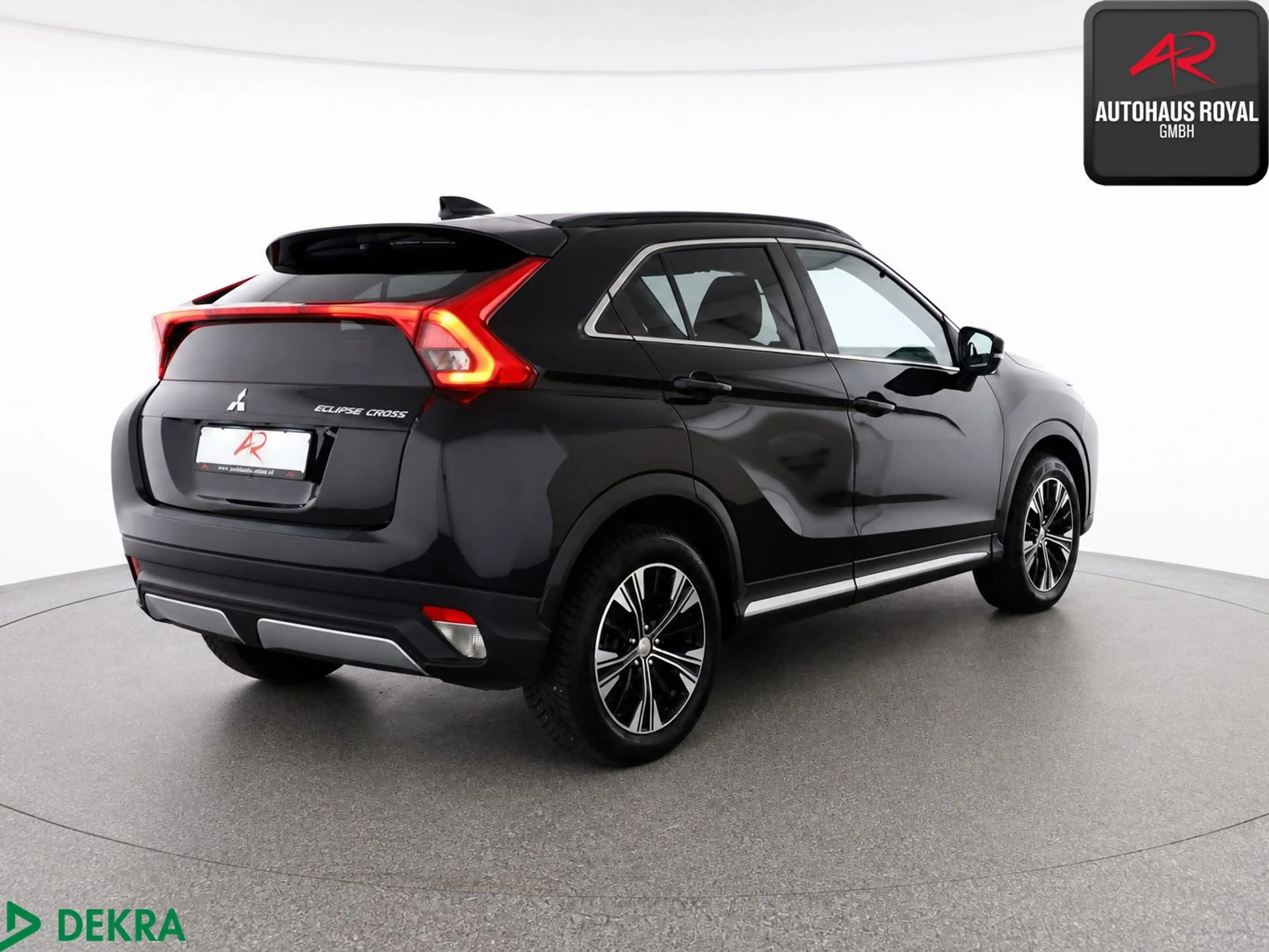 Mitsubishi Eclipse Cross 1.5 T-MIVEC INTENSE 360°,KEYLESS — photo 5