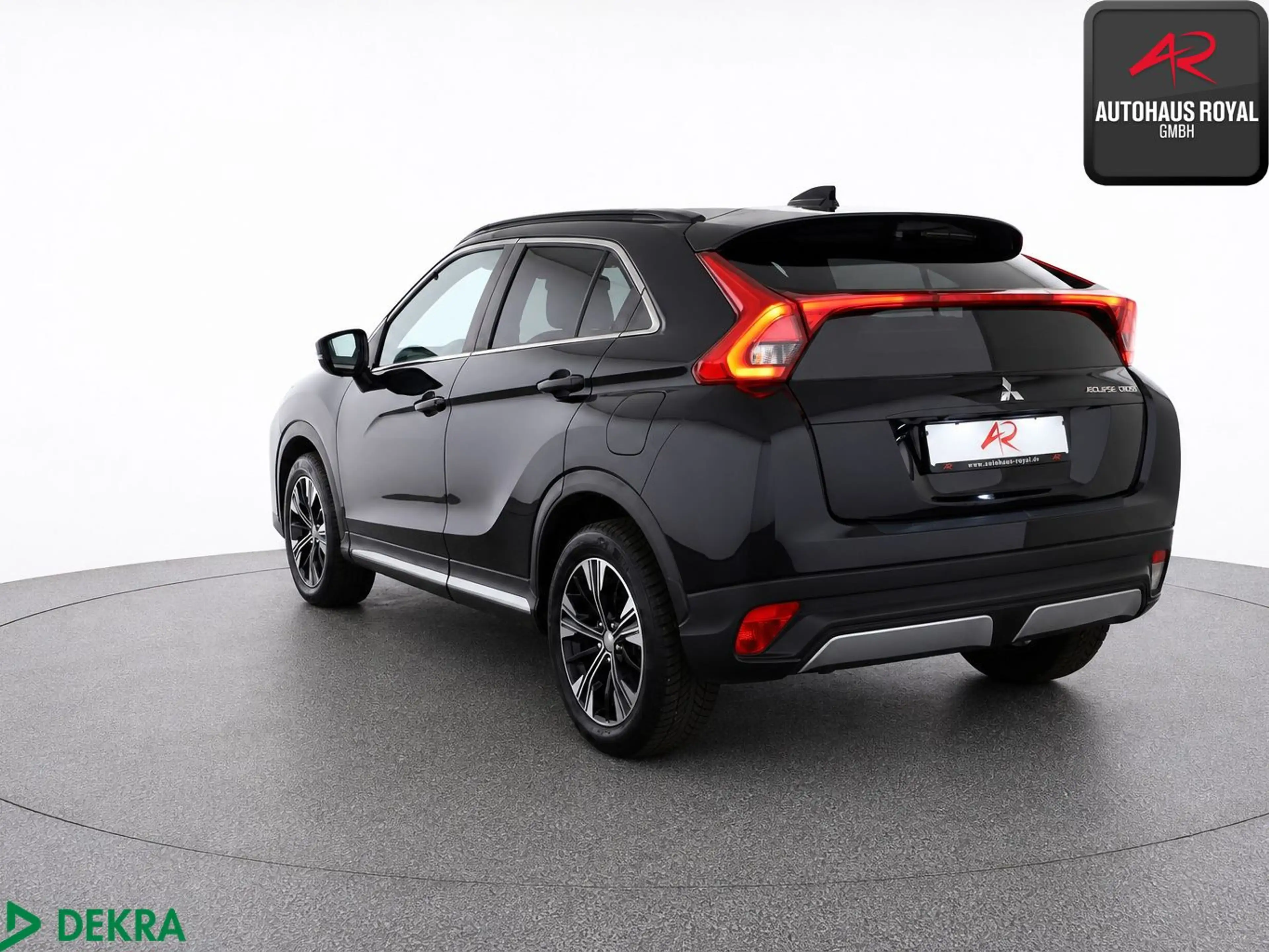Mitsubishi Eclipse Cross 1.5 T-MIVEC INTENSE 360°,KEYLESS — photo 3