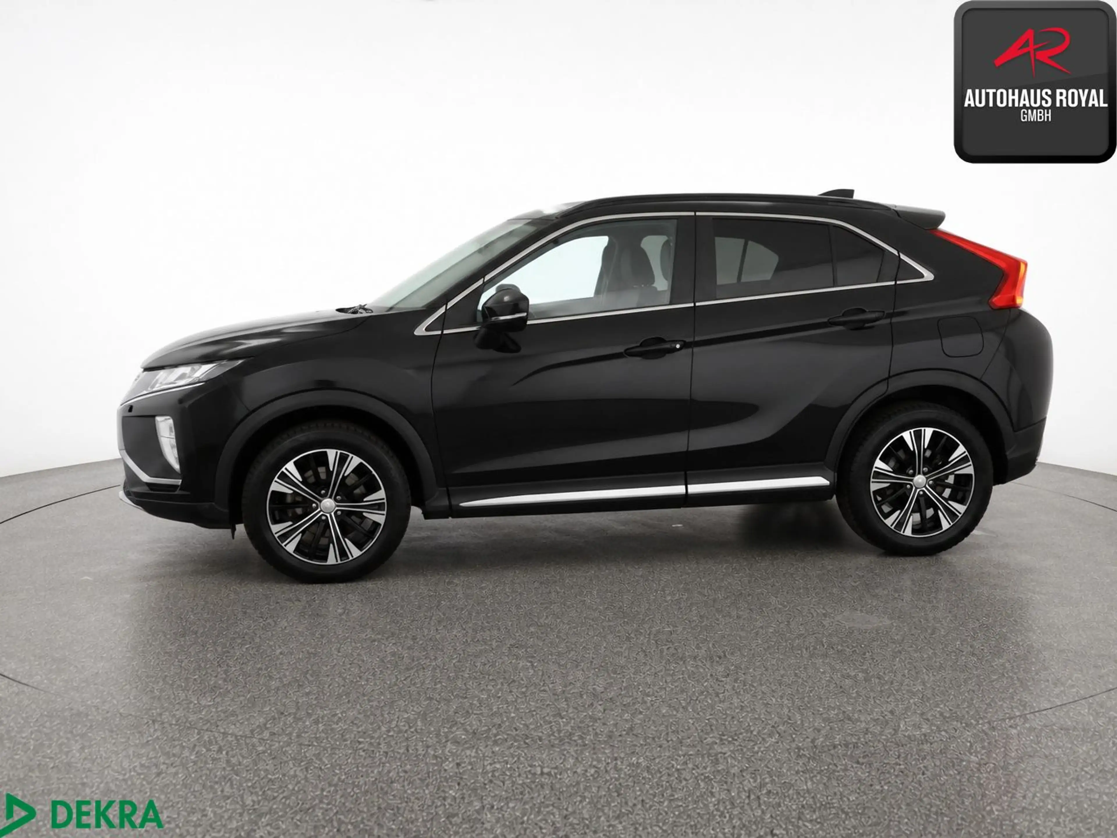 Mitsubishi Eclipse Cross 1.5 T-MIVEC INTENSE 360°,KEYLESS — photo 2