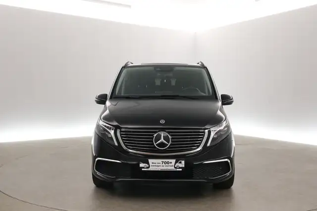 Mercedes-Benz Eqv view 2