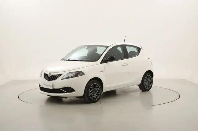 2023 Lancia Ypsilon in White for sale