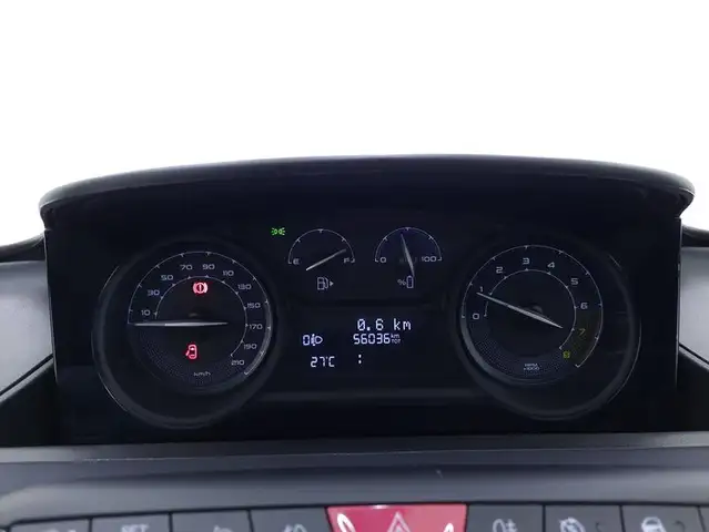 Lancia Ypsilon view 12
