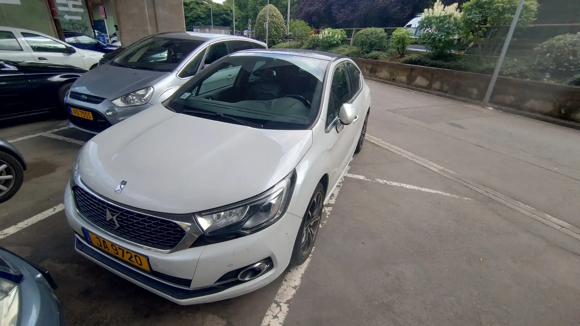 DS Automobiles DS 4 Exclusive Blanc - 1