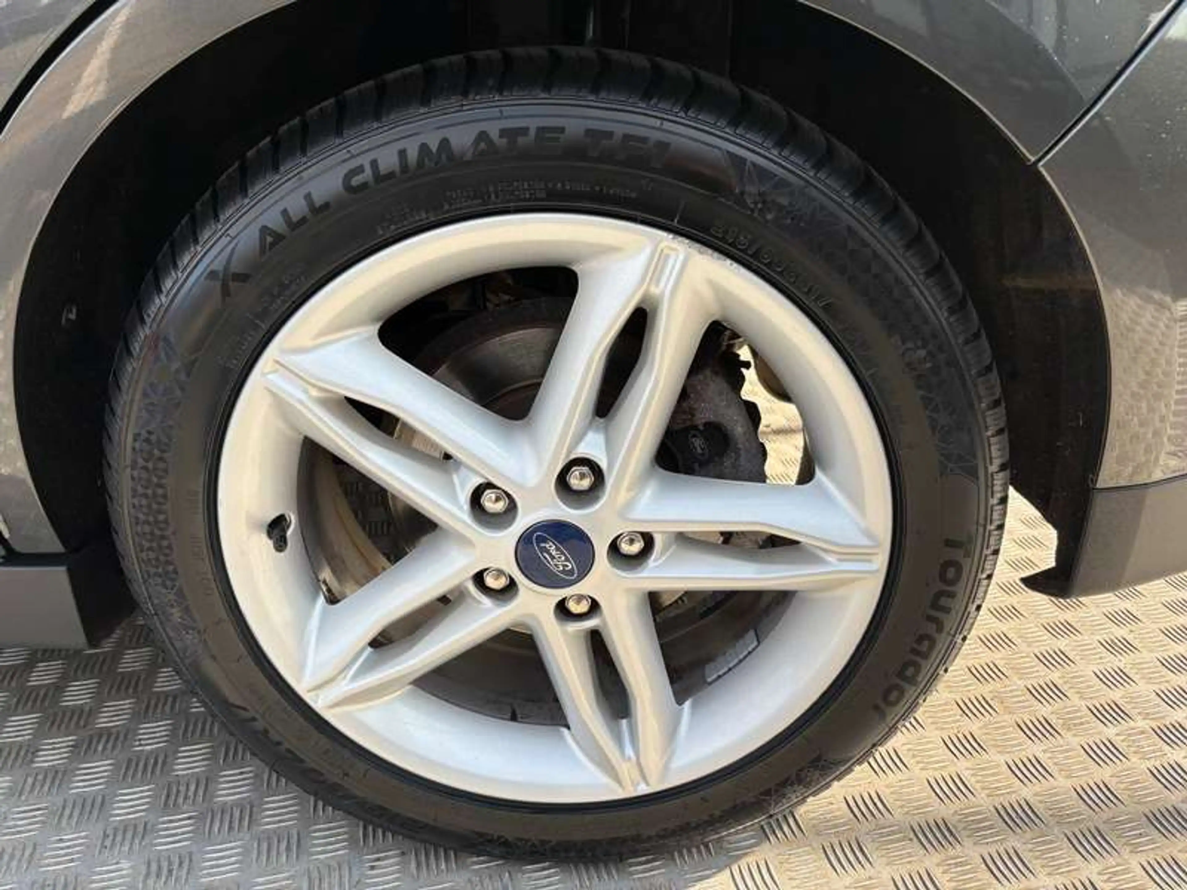 Ford Grand C-Max — photo 9