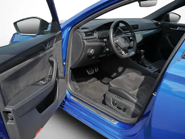 Skoda Superb view 14