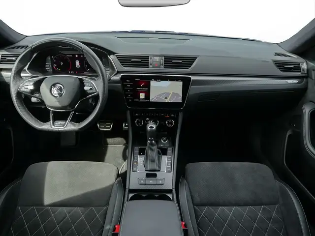 Skoda Superb view 5