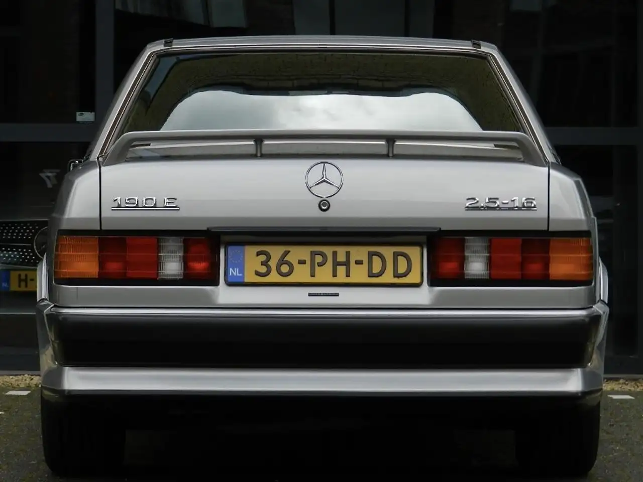 Mercedes-Benz 190 E 2.5-16V Concoursstaat, foto 6