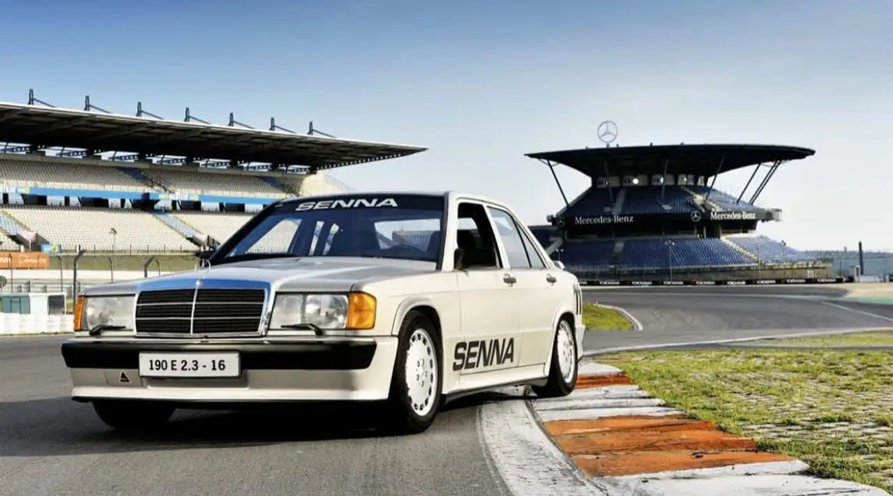 Mercedes-Benz 190 E 2.5-16V Concoursstaat, foto 9