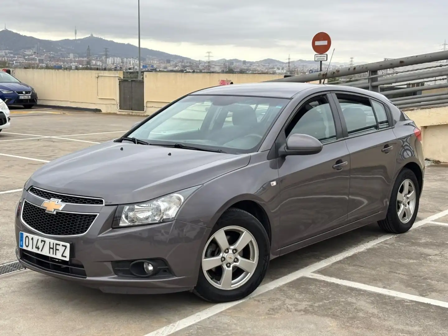 Chevrolet Cruze 1.6 16v LT Gris - 1