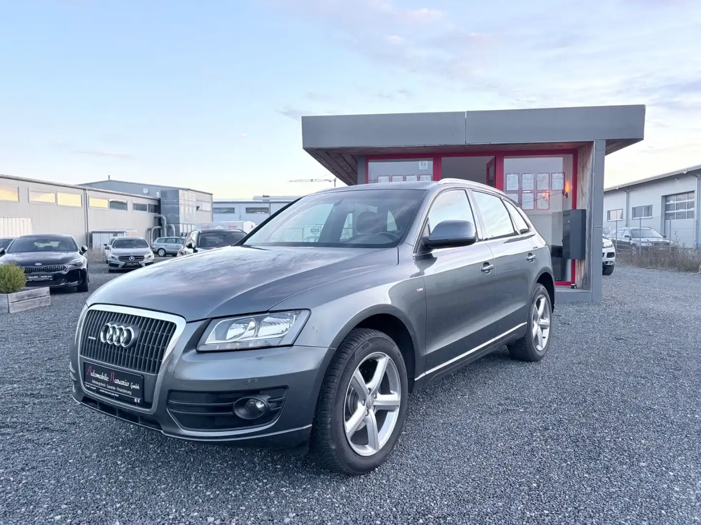Audi Q5 2.0 TDI  quattro DSP S-LINE DAYTONAGRAU Grau - 1