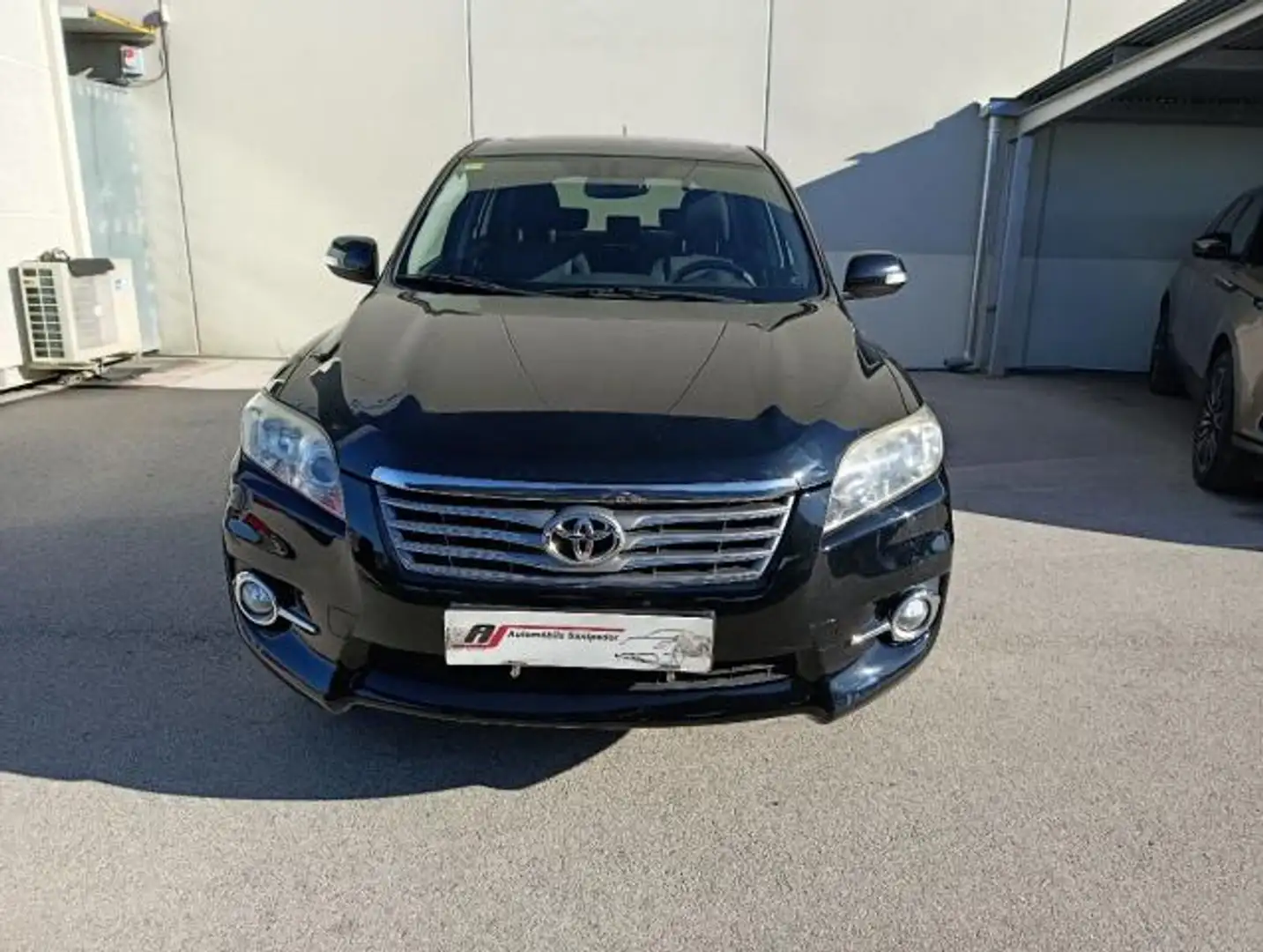 Toyota RAV 4 2.2D-4D Advance 4x2 Cross Sport Schwarz - 2