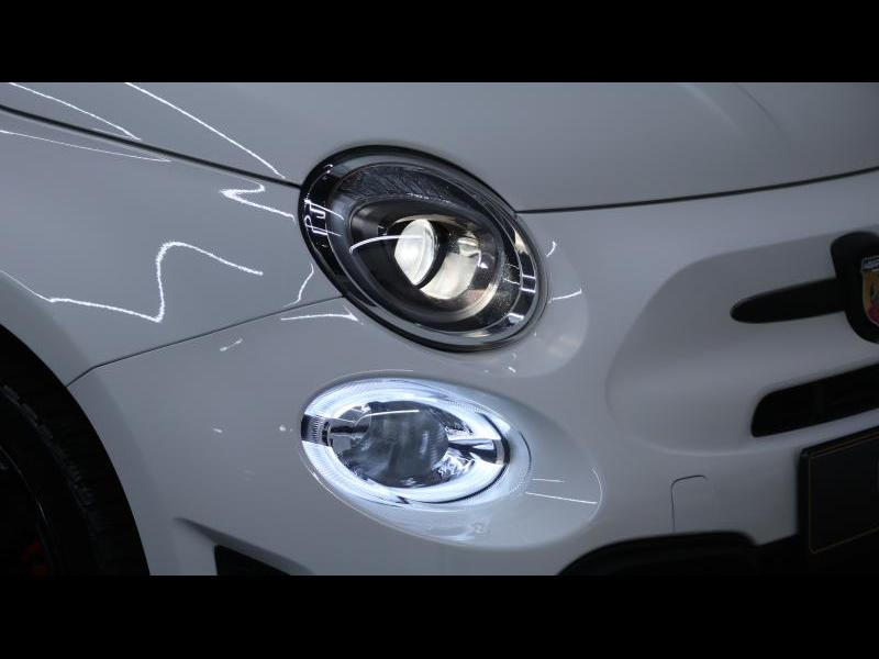 Abarth 500 C 1.4T-JET 145 cv Boite manuelle — photo 10