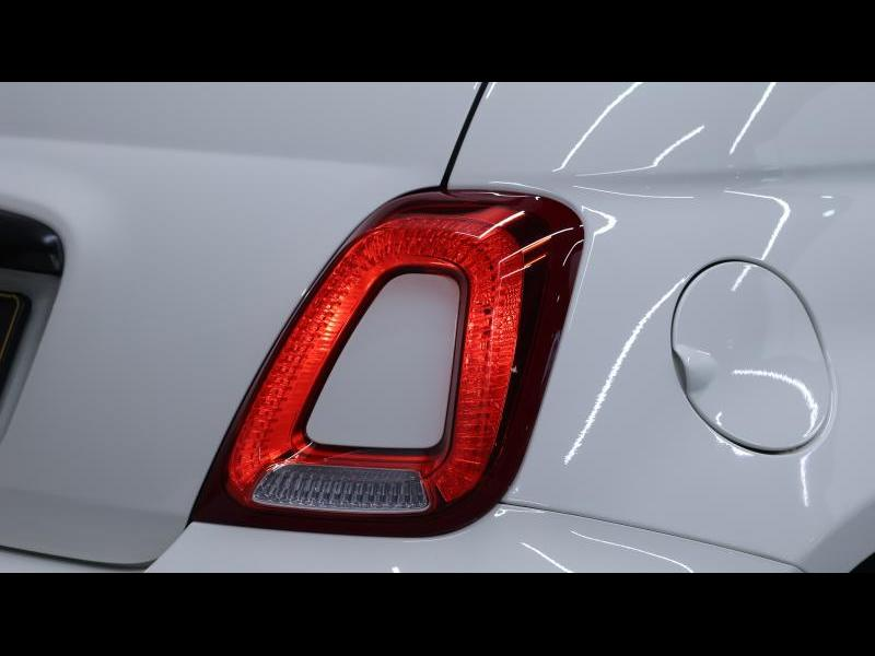 Abarth 500 C 1.4T-JET 145 cv Boite manuelle — photo 11