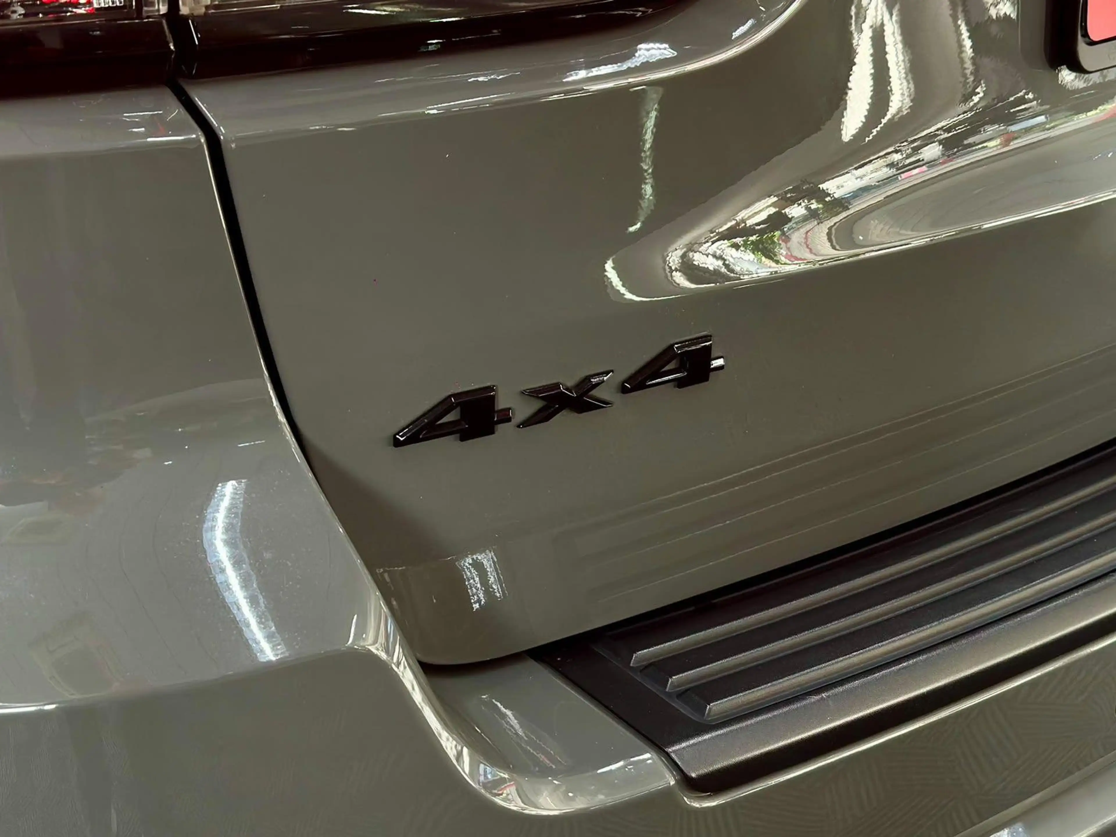 Jeep Grand Cherokee 3.6 LIMITED 4x4 SHZ#XENON#NAV#KEY — photo 9
