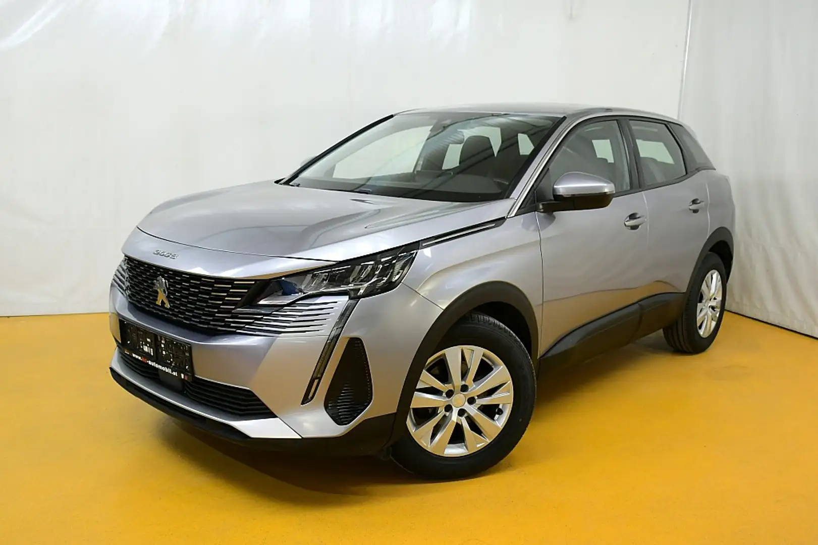 Peugeot 3008 BlueHDi 130 S&S EAT8 Active Pack Silber - 1