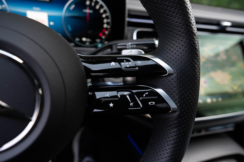 Mercedes-Benz E 300 e AMG Line | Panorama | Memory | 360 Camera — photo 12