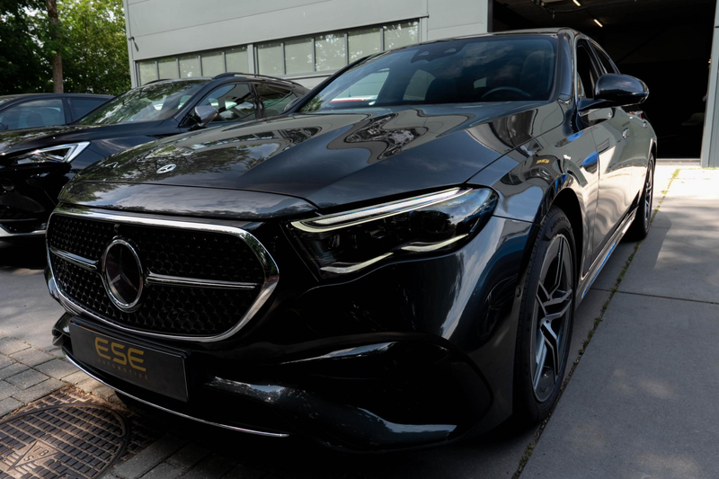 Mercedes-Benz E 300 e AMG Line | Panorama | Memory | 360 Camera — photo 31