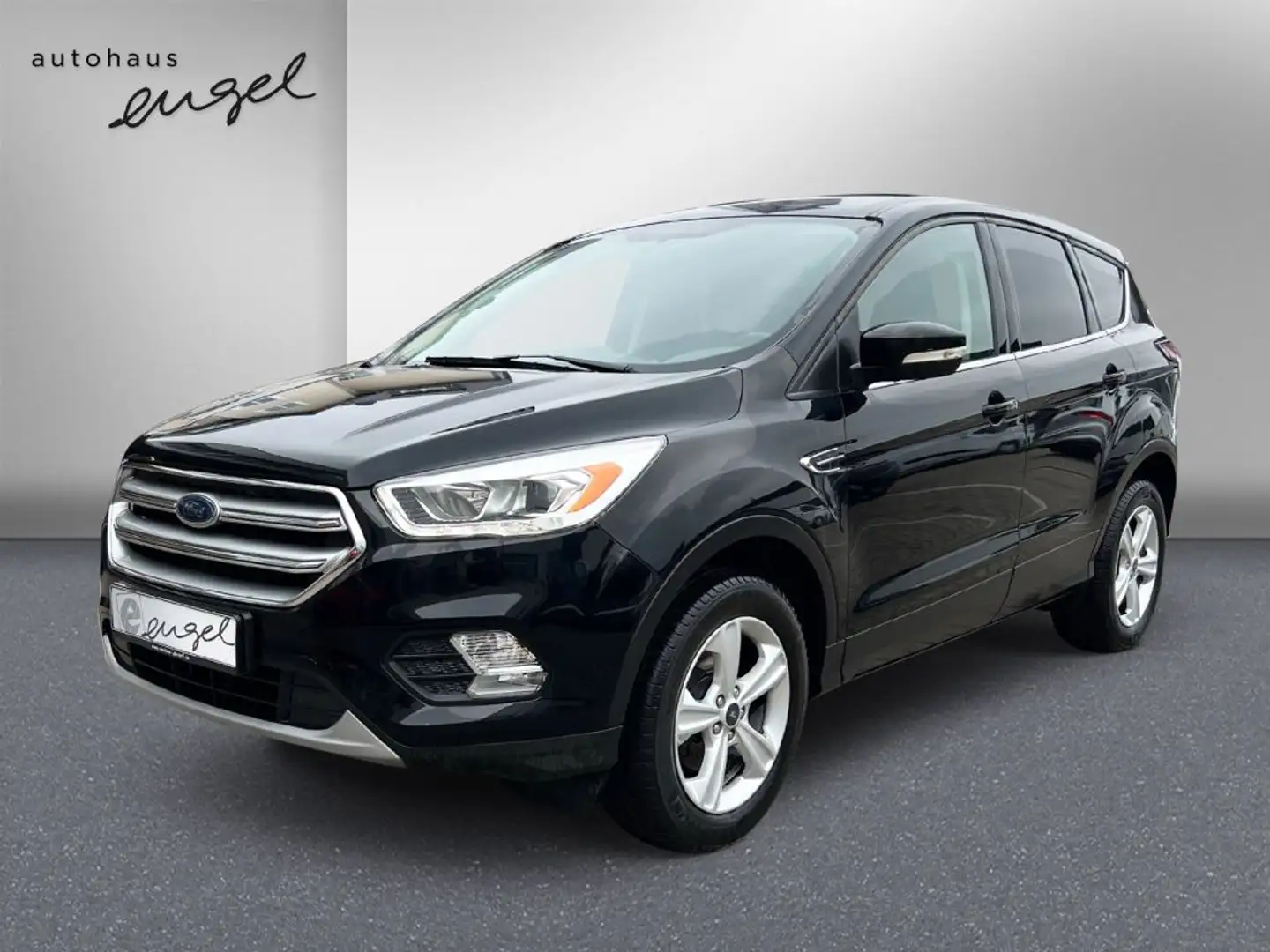Ford Kuga 1.5 EcoBoost 2x4 Trend,KLIMAANLAGE,TEMPOMAT,PDC Zwart - 1