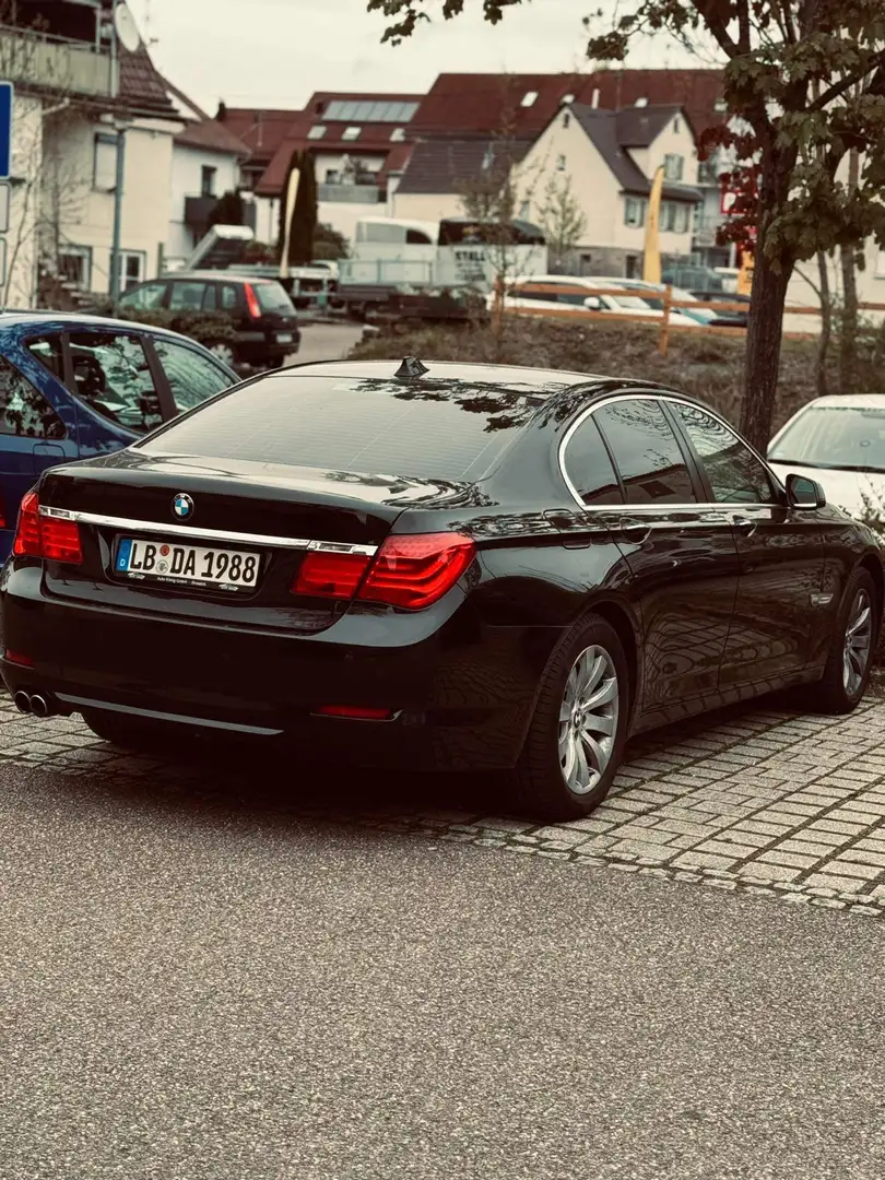 BMW 730 2010 Black - 1