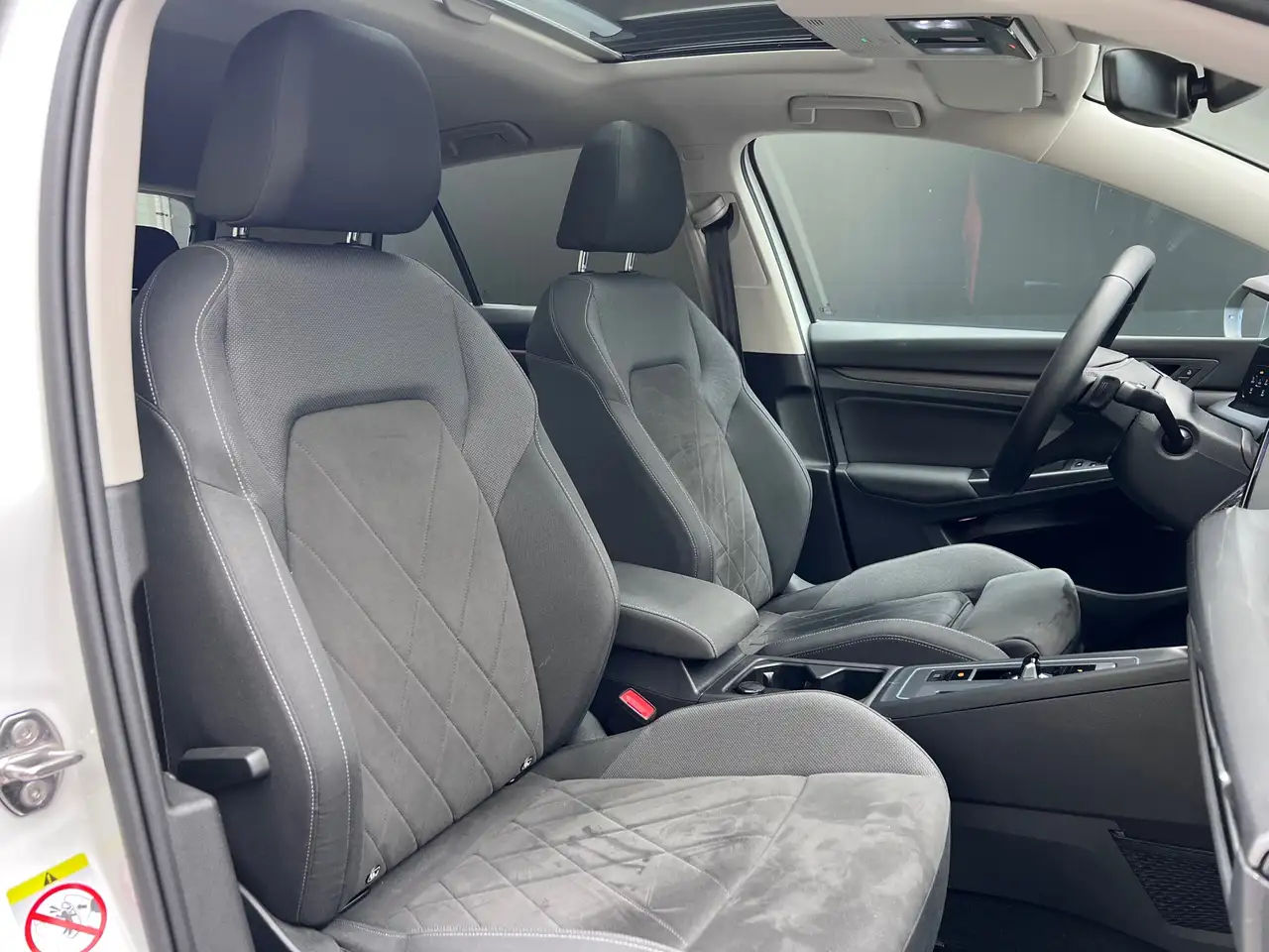 Volkswagen Golf 1.5 eTSI Style Pano IQ light Massage Memory Carp, миниатюра 15