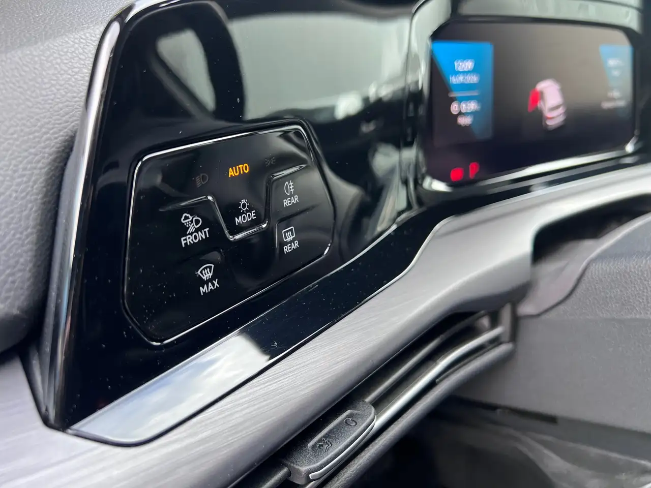 Volkswagen Golf 1.5 eTSI Style Pano IQ light Massage Memory Carp, миниатюра 12
