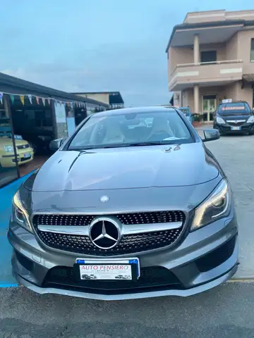 Mercedes-Benz CLA 200 CLA 200 d (cdi) Premium