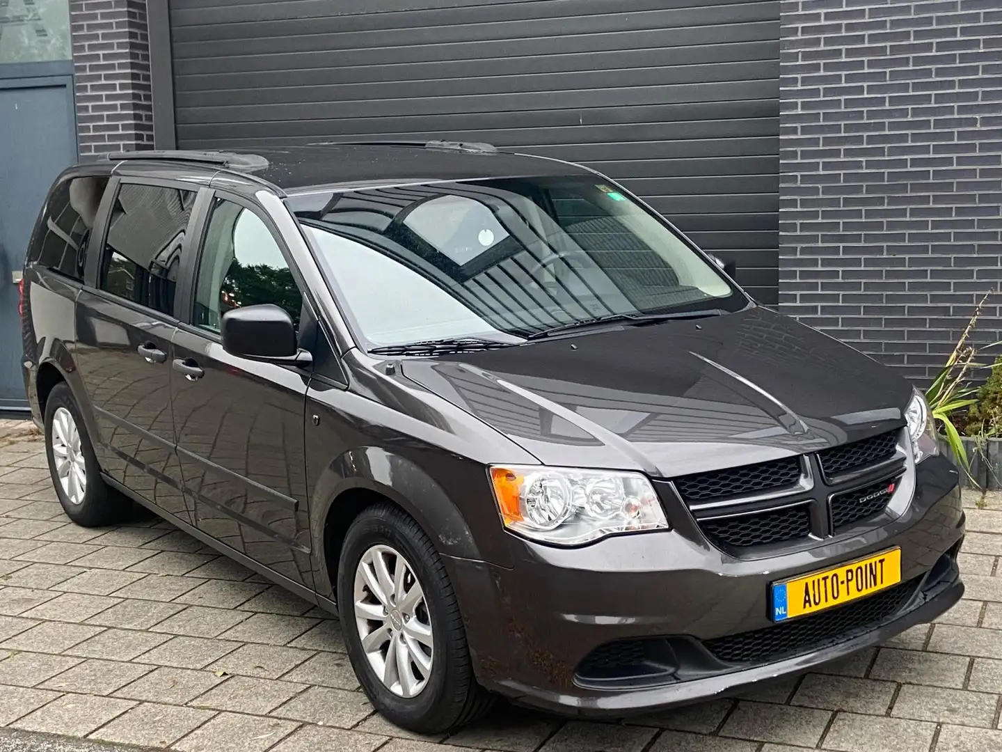 Dodge Grand Caravan 3.6 V6 AUTOMAAT/7-PERS/69900KM/STOW EN GO Gris - 1