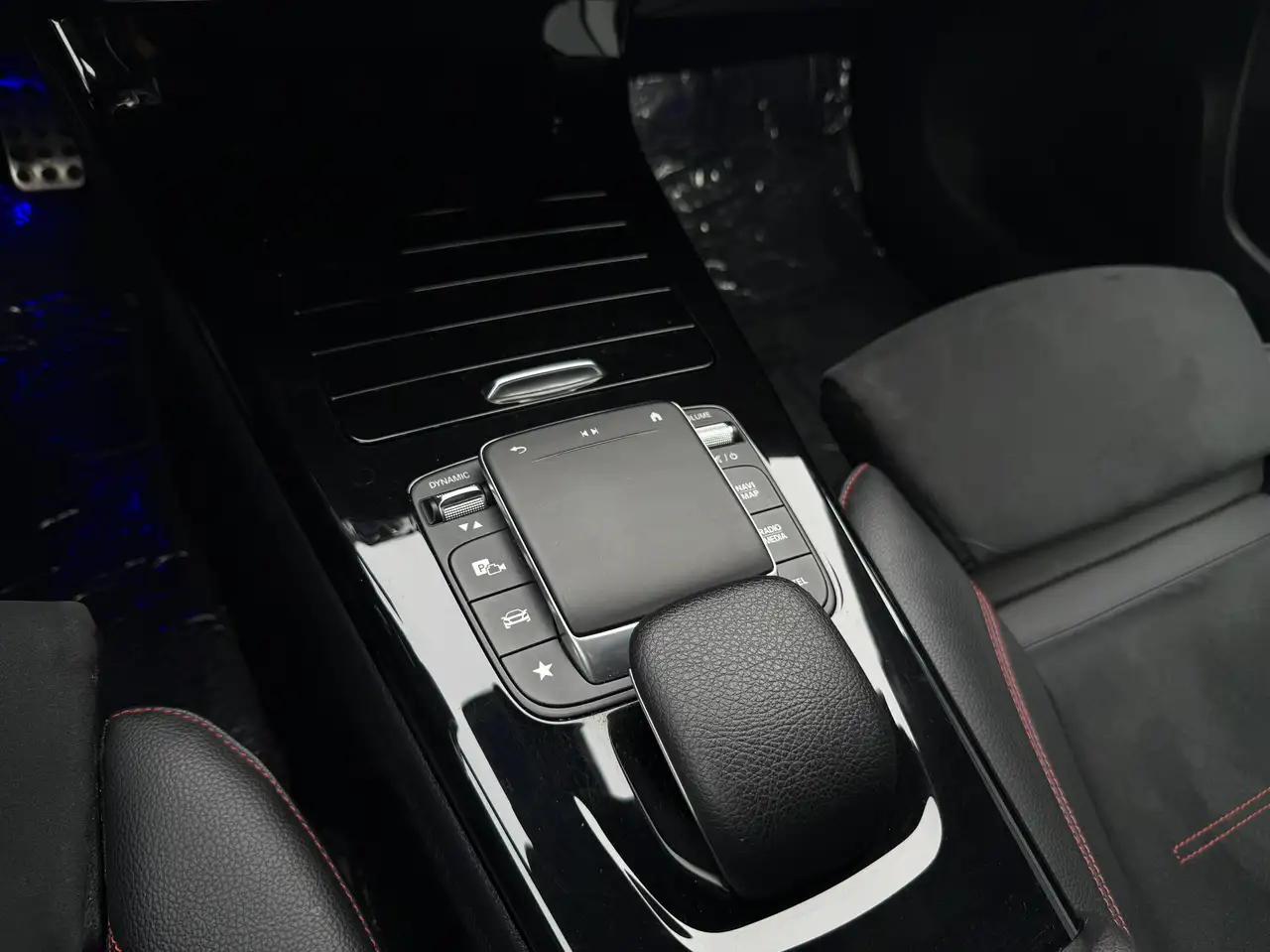 Mercedes-Benz A-Class D AUT PACK AMG CAMÉRA LED AMBIANCE BURMESTER KEYLESS, миниатюра 18