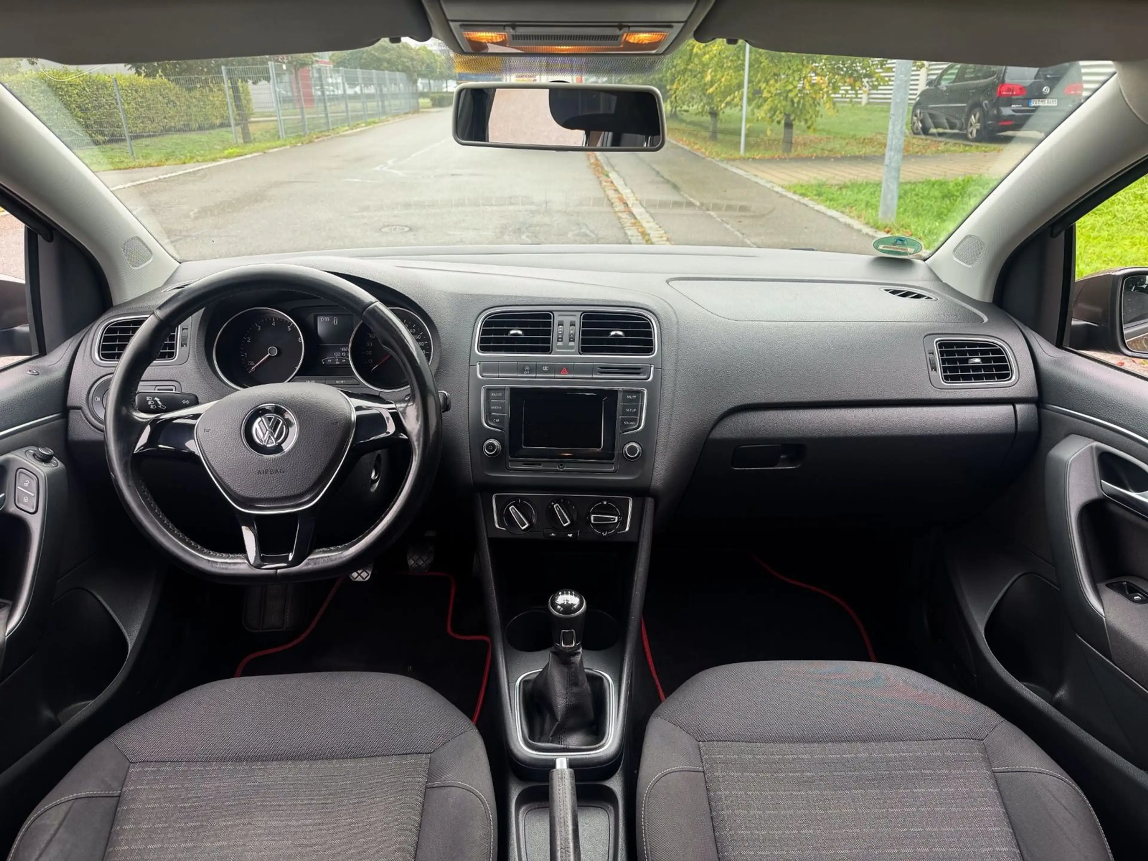 Volkswagen Polo 1.2 TSI Comfortline *Garantie*Klima — photo 9