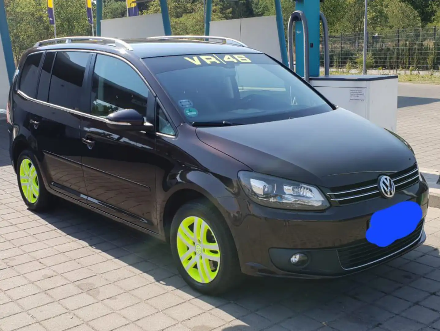 Volkswagen Touran Touran 1.4 TSI EcoFuel DSG Life Fioletowy - 1