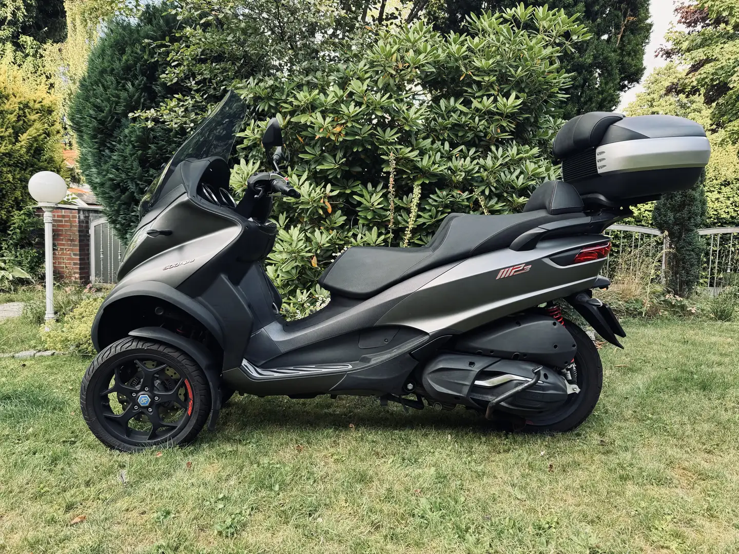Piaggio MP3 500 HPE Sport Advanced Nero - 1