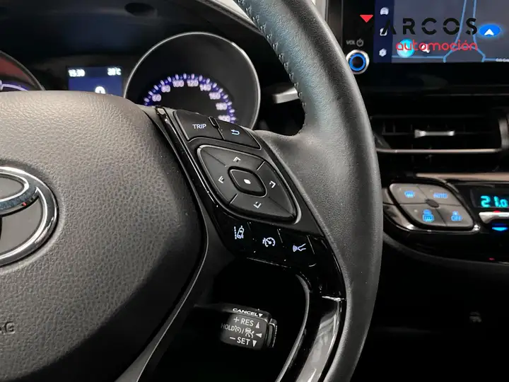 Toyota C-HR 2023, foto 26