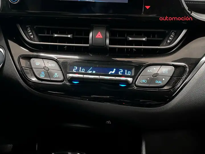 Toyota C-HR 2023, foto 24