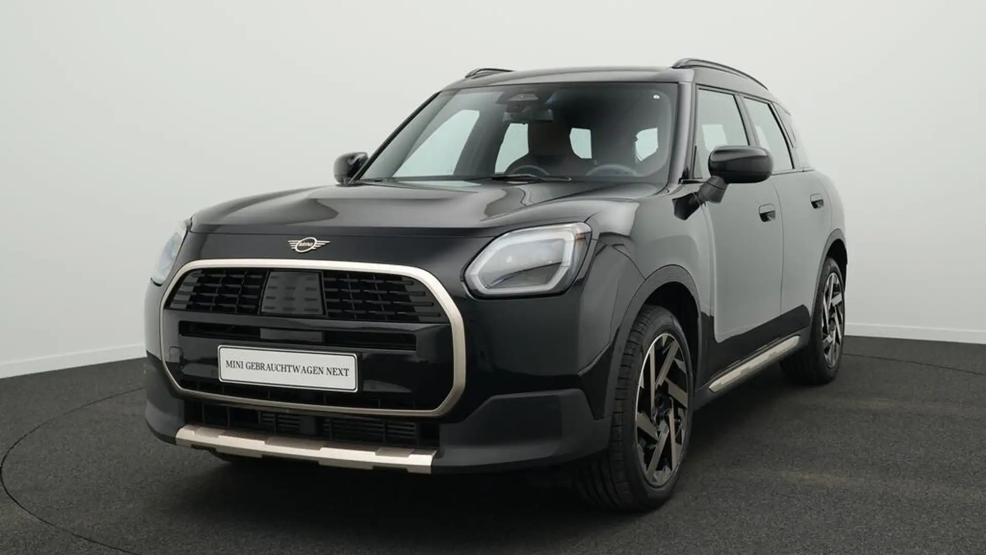 MINI Countryman C Favoured Trim Noir - 1