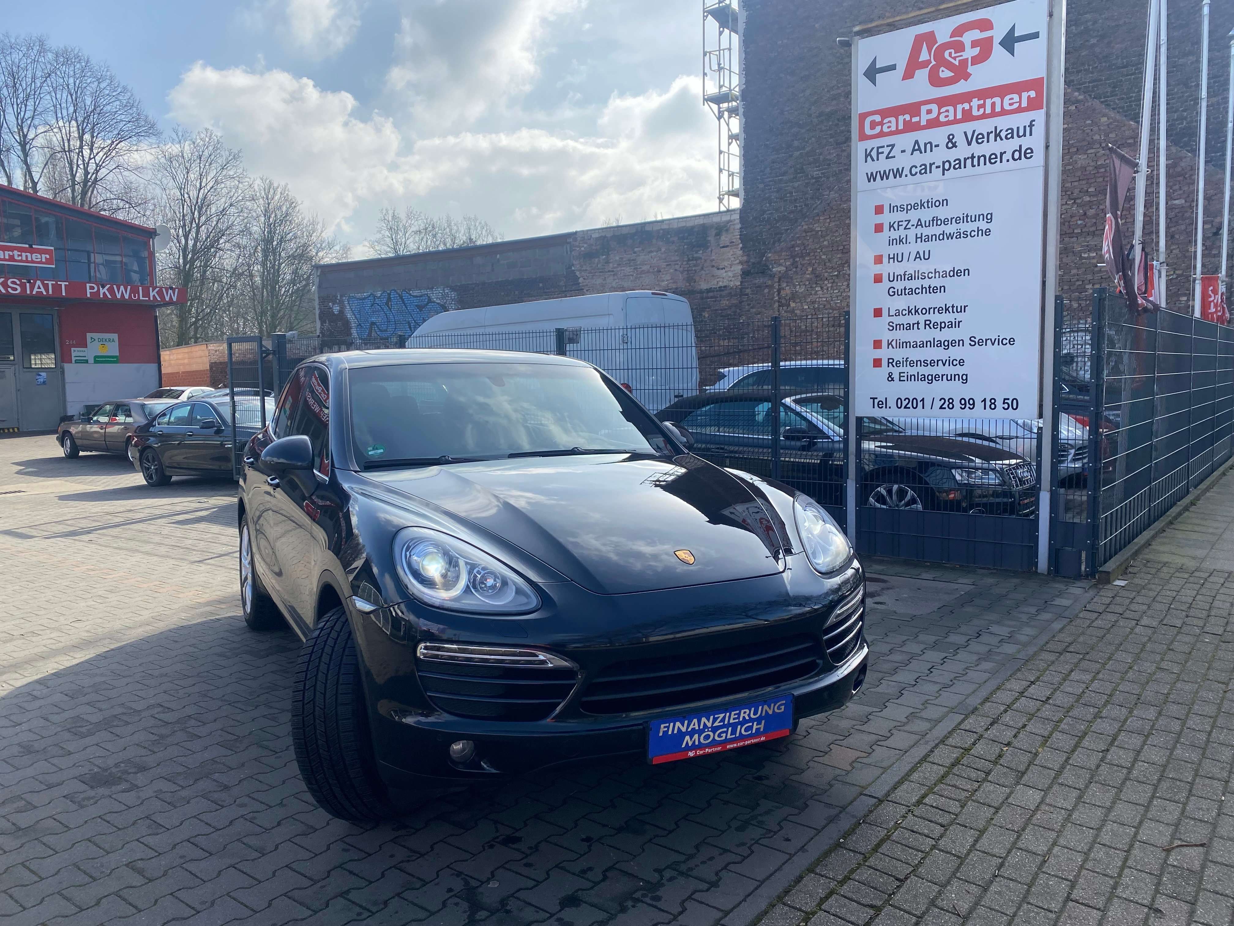 Second hand Porsche Cayenne 