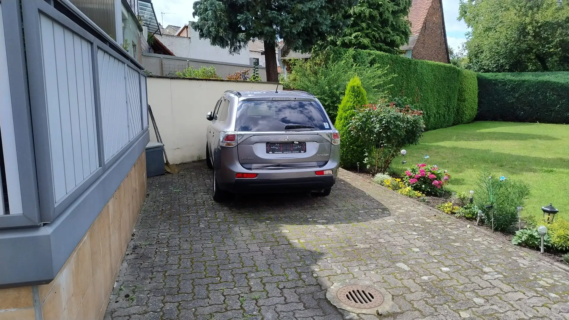 Mitsubishi Outlander Outlander 2.2 DI-D 4WD Automatik Instyle Серебристый - 1