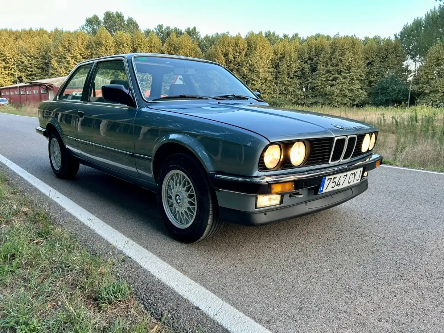 BMW 325 325i Aut. Blau - 2