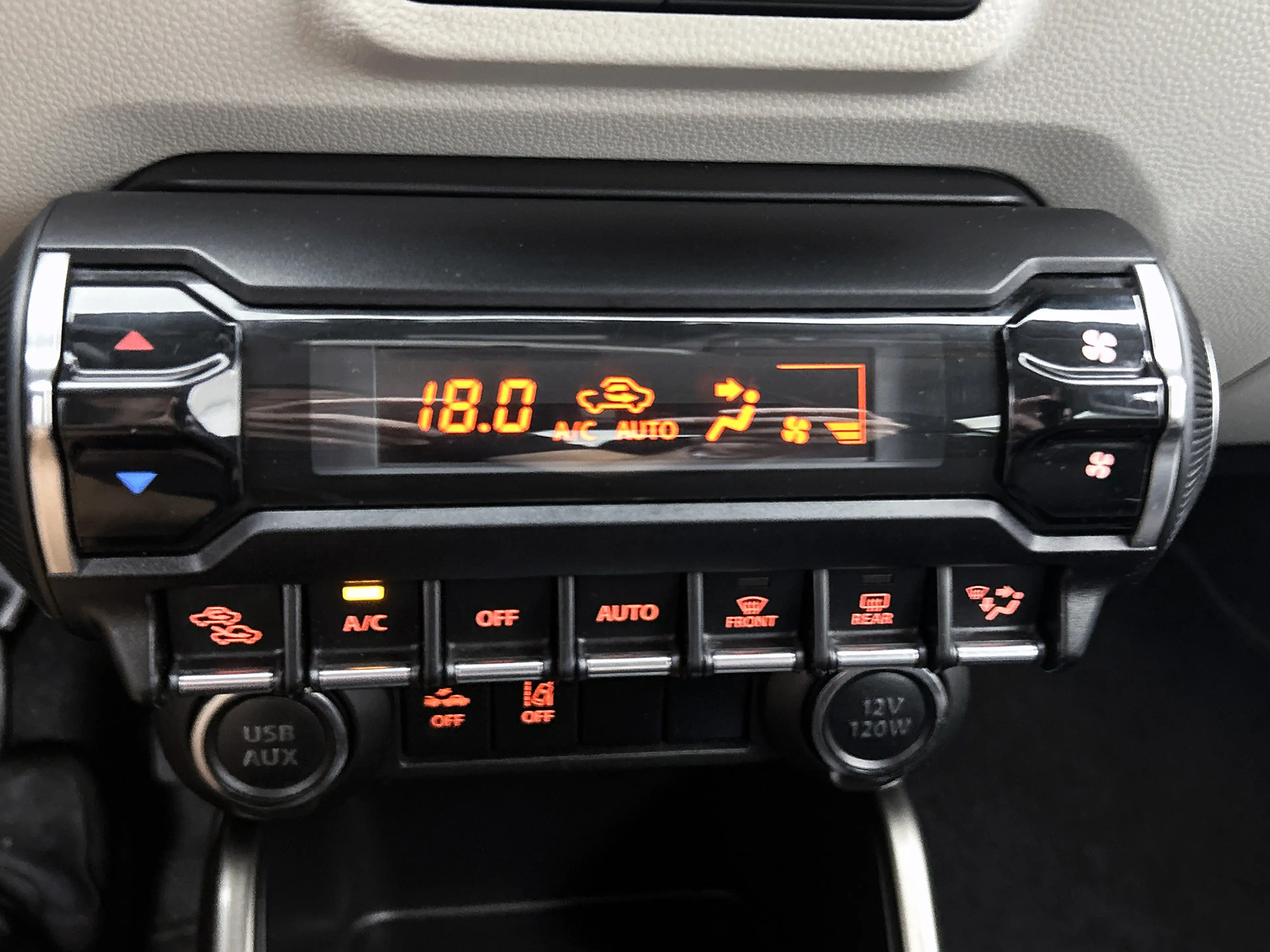 Suzuki Ignis 1.2 Stijl Intro — photo 10
