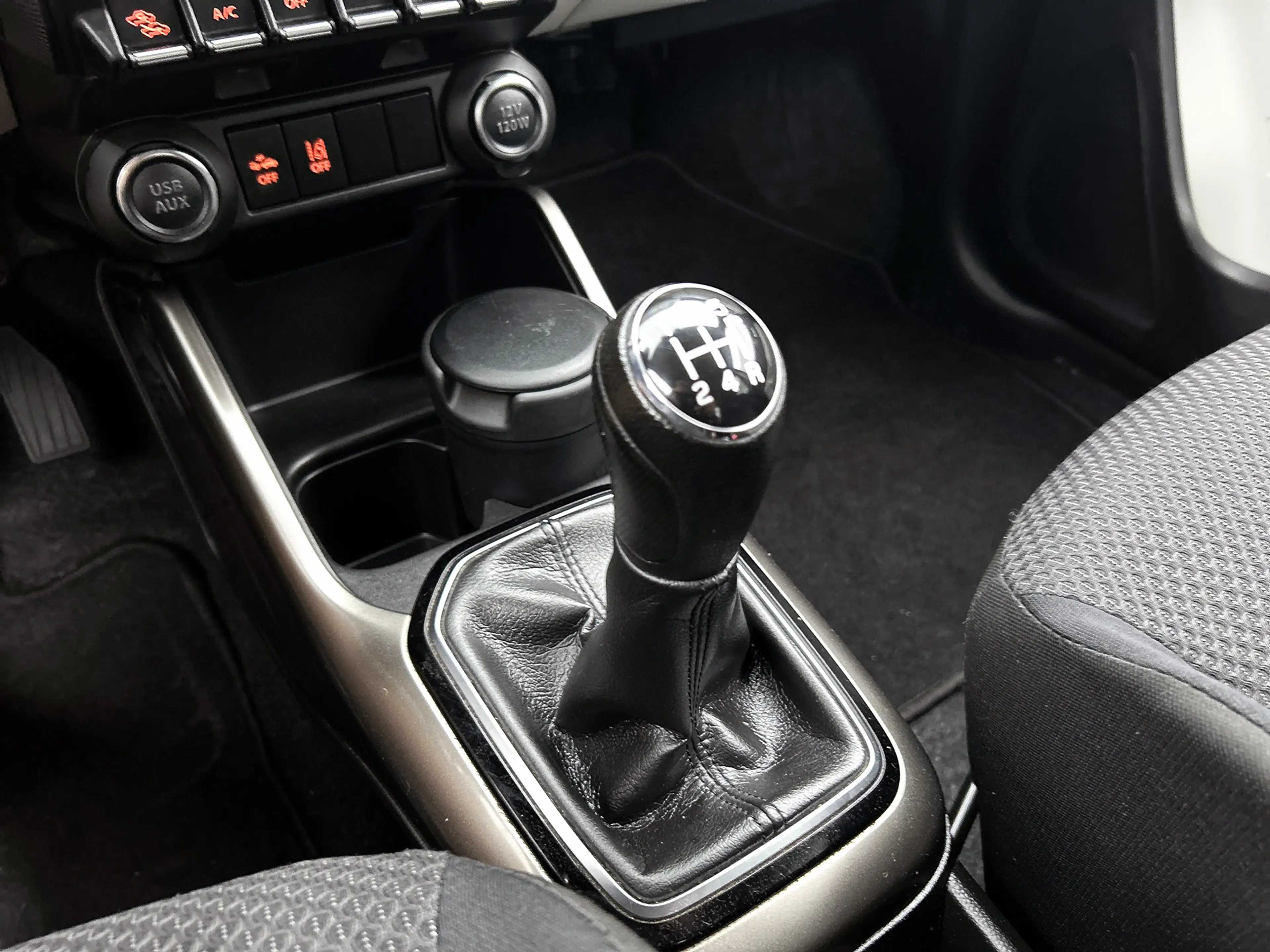 Suzuki Ignis 1.2 Stijl Intro — photo 11