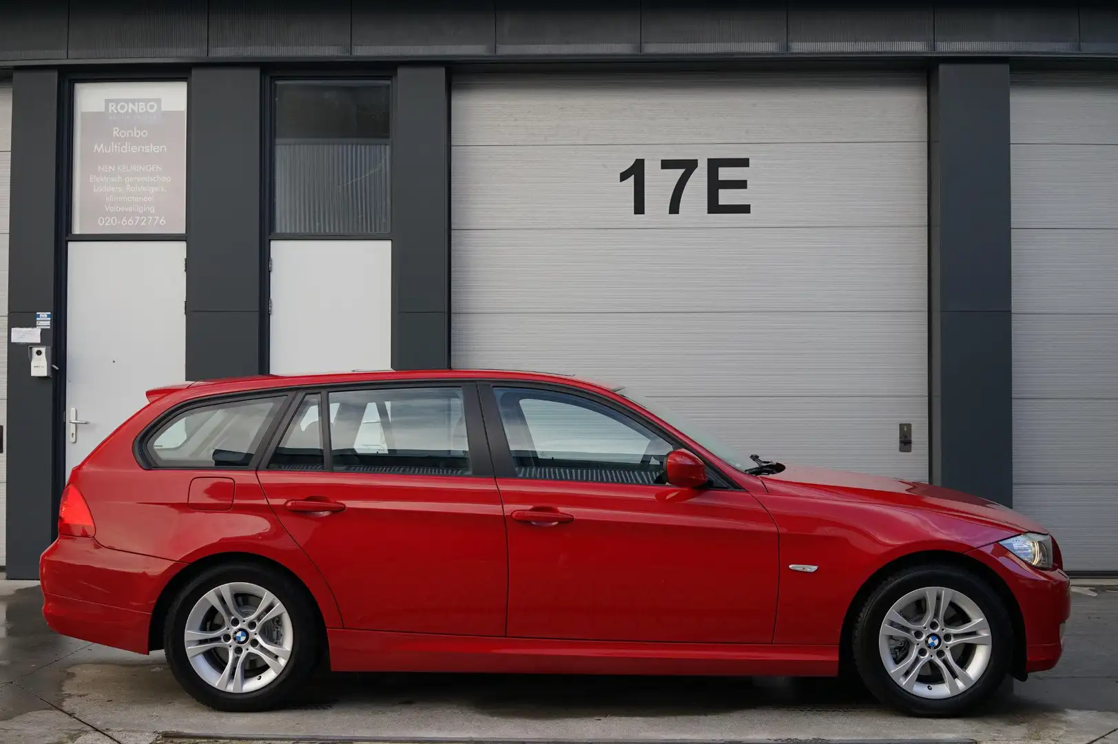 BMW 320 i Touring Let op:38dkm!!-1eig-VOL-‘11 Rood - 2