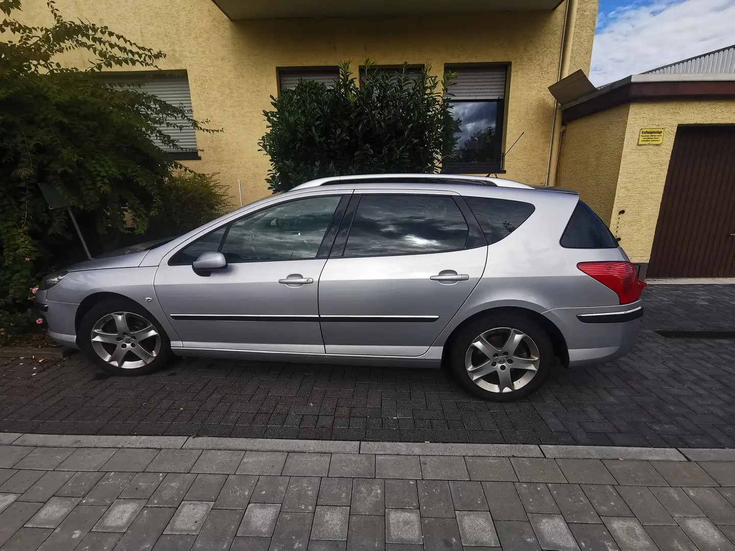 Peugeot 407 407 SW HDi 135 Automatik Platinum Argintiu - 1