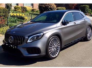 AMG GLA 45 4Matic AMG Speedshift 7G-DCT