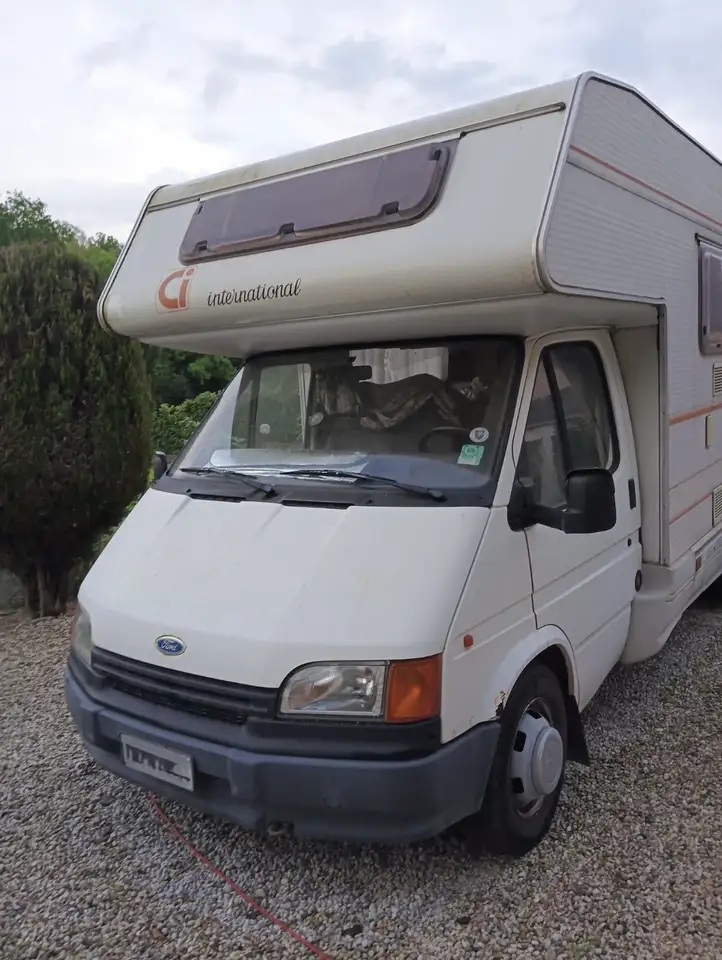 Ford Transit Caravan, foto 4