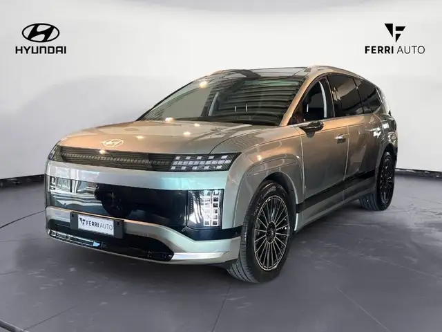 Hyundai IONIQ Ioniq 9 110KWh 4WD Calligraphy Performance