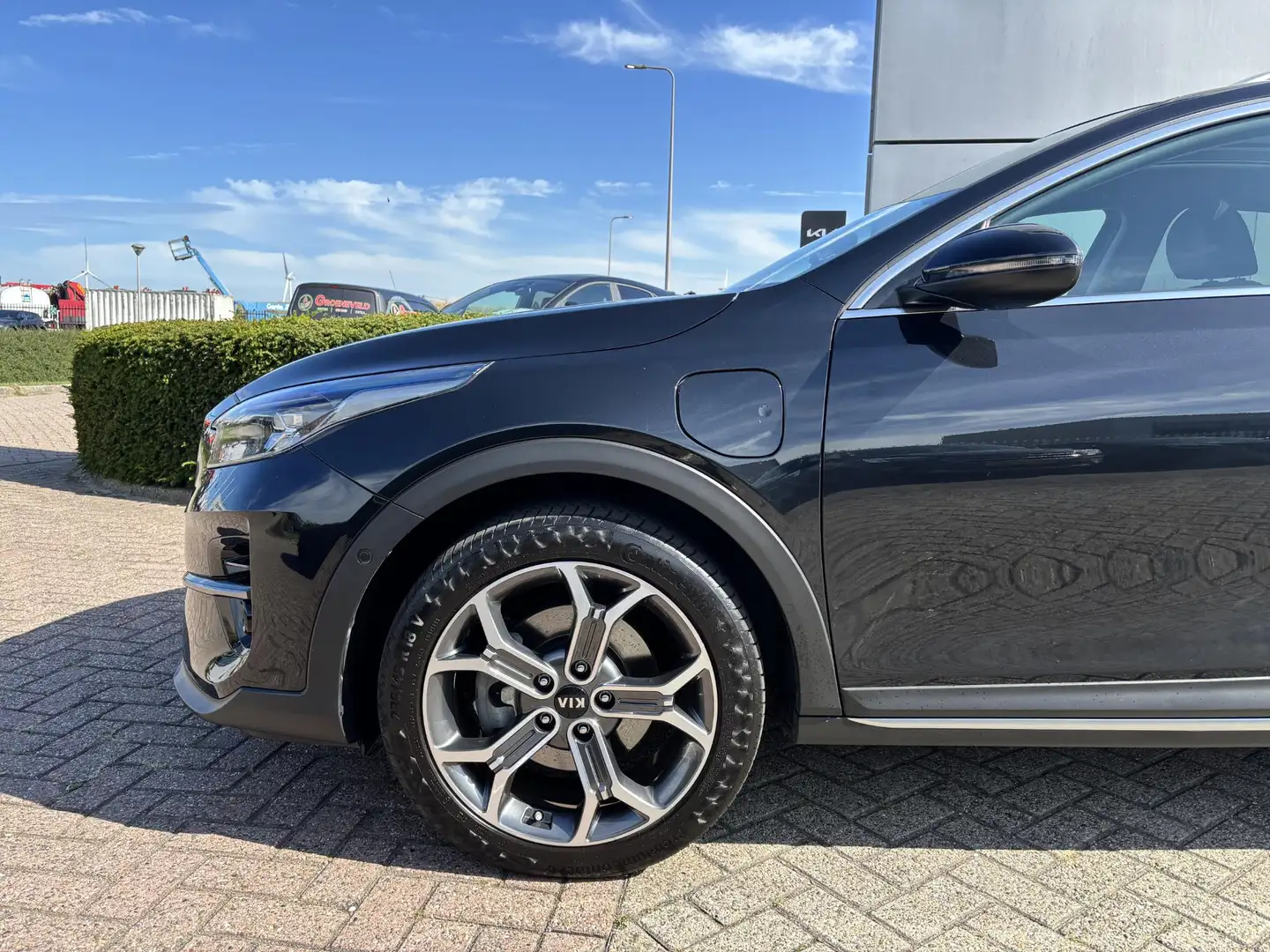Kia XCeed 1.6 GDi PHEV ExecutiveLine Zwart - 2