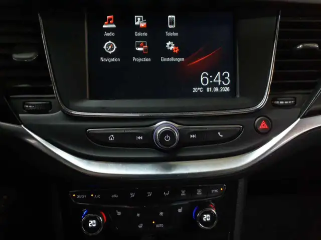 Opel Astra view 12